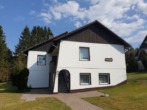 Westansicht des Hauses - Traumhaftes Haus in Hahnenklee mit zwei Ferienwohnungen