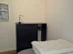 Schlafraum mit Fenster u. Schiebetür - Appartement im Ferienpark Hahnenklee